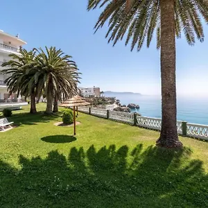 Apartment Perfect Family In Acapulco Playa,, Nerja